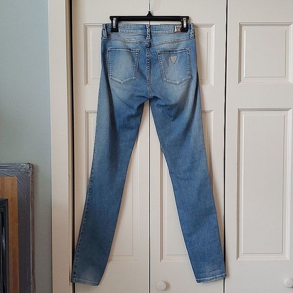 GUESS Jeans, Skinny, Size 27, Metal buckle Loops, Stretchy, Excellent Condition! - Picture 5 of 10